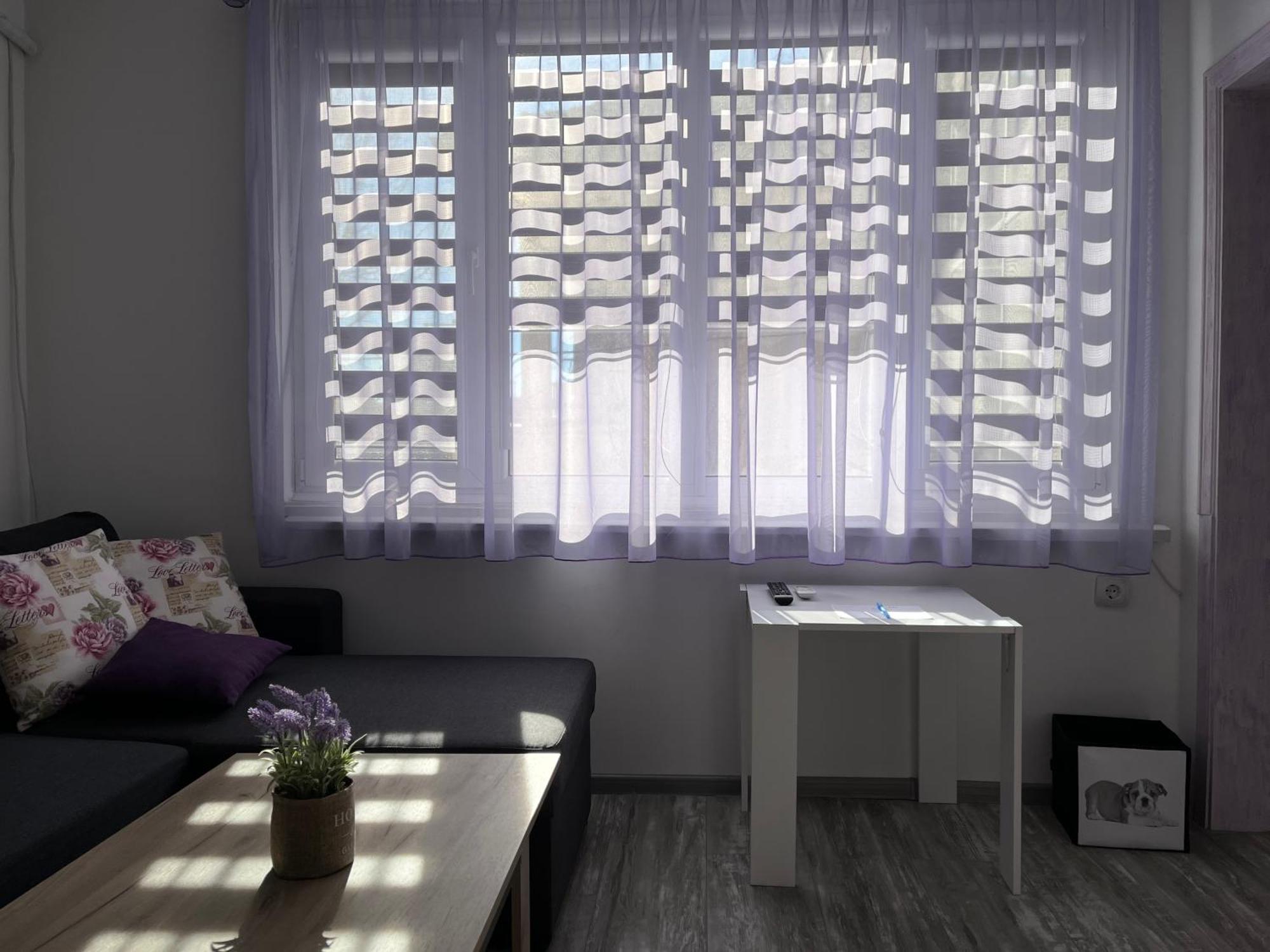 Purple Studios Veliko Tarnovo Luaran gambar